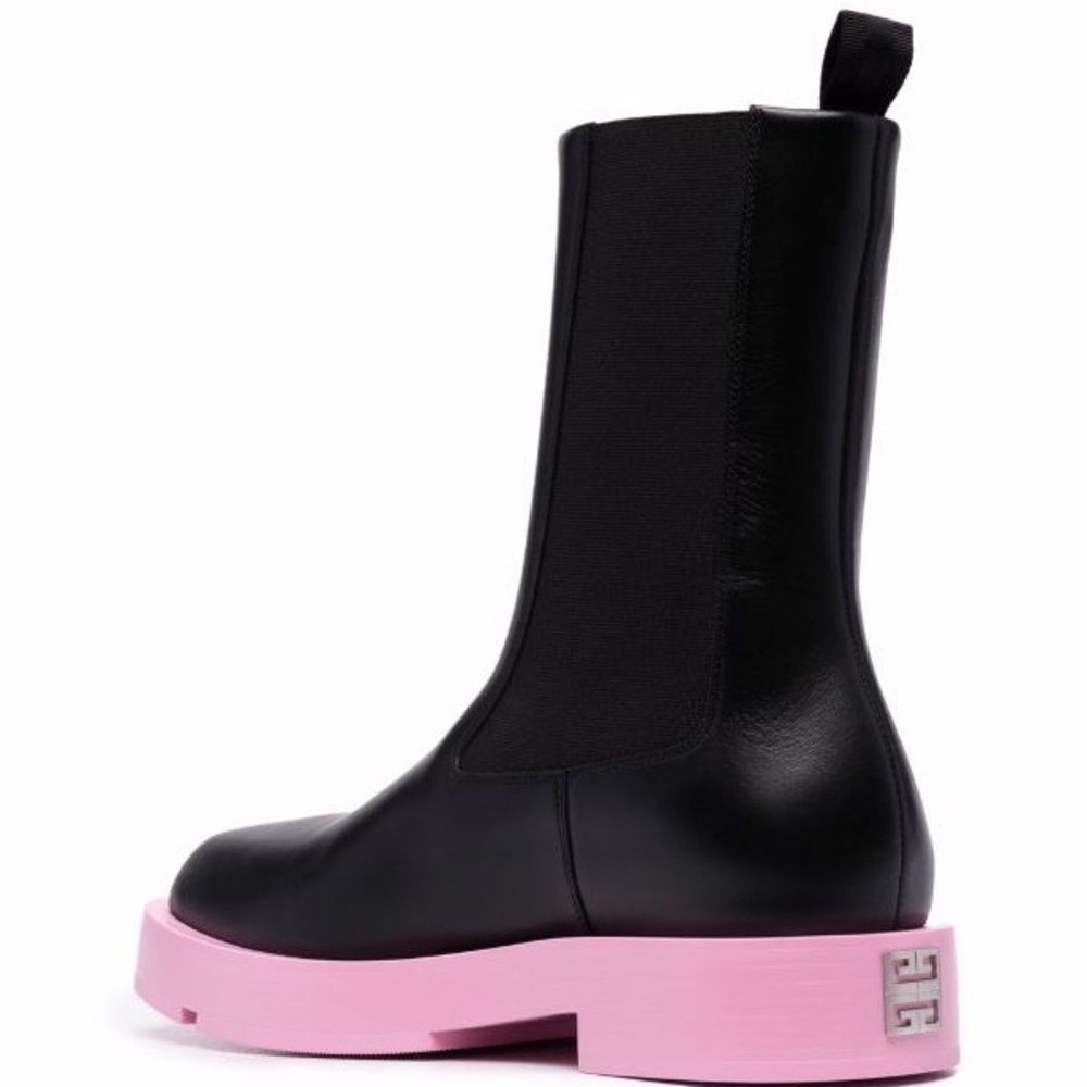 GIVENCHY Pink Sole Chelsea Boot - NEW